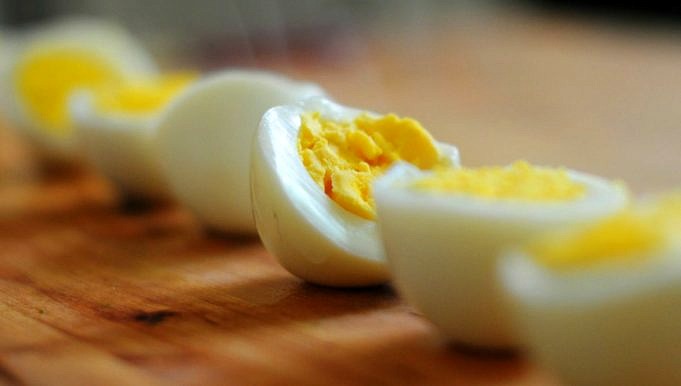 Nutrition Des œufs Durs. Avantages, Calories, Avertissements Et Recettes